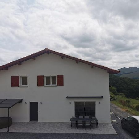 Maison Mitoyenne Au Coeur Du Pays Basque Saint-Esteben Εξωτερικό φωτογραφία